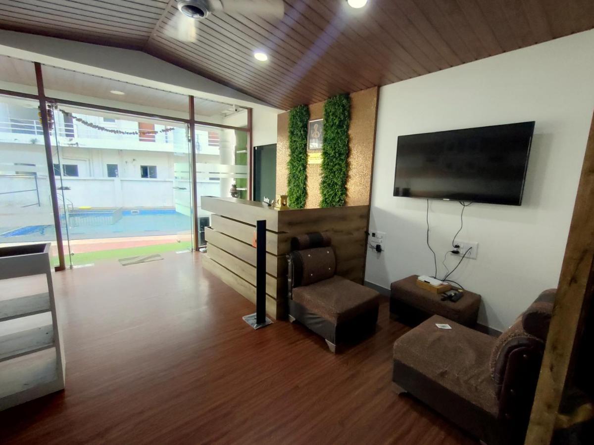Lotus Hotel Nagaon Beach Alībāg Eksteriør billede